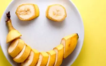 ۵ میوه که به درمان افسردگی کمک می کنند؛ از موز تا کیوی

