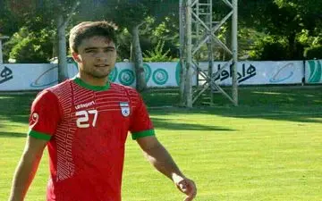 باشگاه هلندی خواستار جذب مدافع فولاد