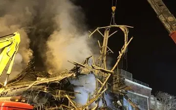 ادامه عملیات جست‌وجو در پلاسکو/ تا کنون هیچ یک از محبوس شدگان پیدا نشده‌اند