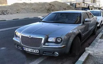 عکس/ خودروی لوکس آمریکایی در تهران