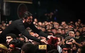 مهدی رحمتی در حال جمع آوری نذری! + عکس
