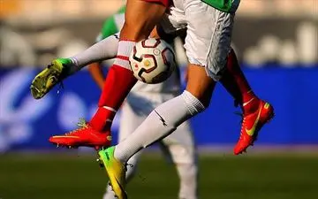 اتفاق عجیب در لیگ برتر؛ داور بازی جنجالی حرکت غیر ورزشی بازیکن را گزارش نکرد