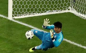 زندگی دردناک علیرضا بیرانوند به روی پرده سینما خواهد رفت! +عکس