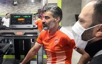 وحید شمسایی:با یک بام دو هوا نمی‌شود کار کرد./من تا به حال ارز دولتی را از نزدیک ندید