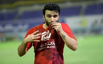 سیامک نعمتی: دوست داشتیم در کنار هواداران جام قهرمانی را بالای سر ببریم