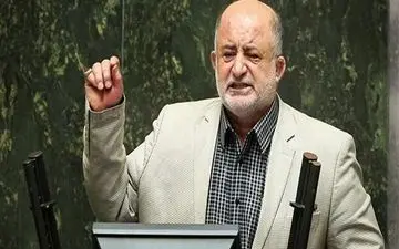 اقتصاد بدون نفت با جلوگیری از فرارهای مالیاتی امکان‌پذیر است