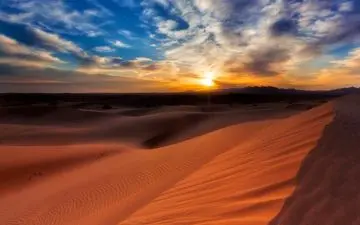 همه چیز در مورد کویر مصر: سرزمین شن های طلایی