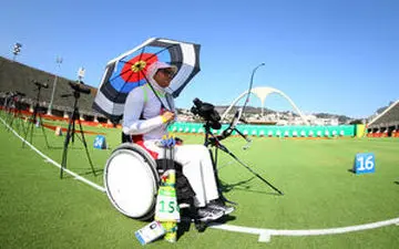 زهرا نعمتی از سوی همسرش ممنوع الخروج شد