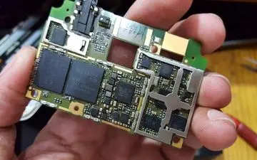 در یک گوشی هوشمند چقدر طلا پنهان شده است؟