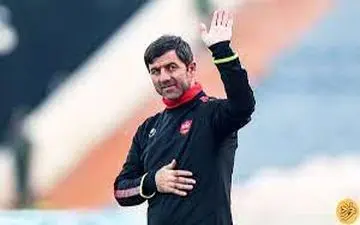 عکس| اقدام غیرمنتظره هواداران پرسپولیس برای کریم باقری