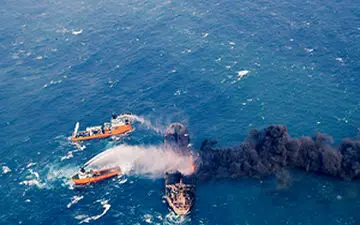 همه چیز درباره سانحه نفتکش سانچی با بازسازی حادثه + فیلم