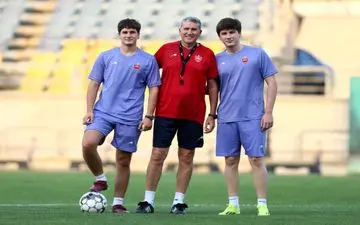 خانواده گاریدو به جمع سرخ‌ها پیوست؛ سرمربی پرسپولیس با خیالی آسوده در تهران ماندگار شد
