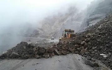 محورهای استان ایلام ‌لغزنده است