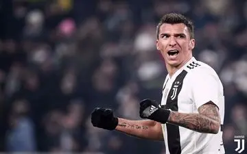 یوونتوس قرارداد مانژوکیچ را تمدید می‌کند