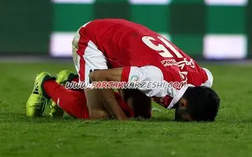 از تمدید برانکو خوشحالیم/مدال قهرمانی‌‌ام تقدیم به زلزله زدگان/ کارت زرد دلیل بر خوش یا بداخلاقی بازیکن نیست