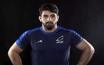 ساروی بدون کشتی قهرمان شد