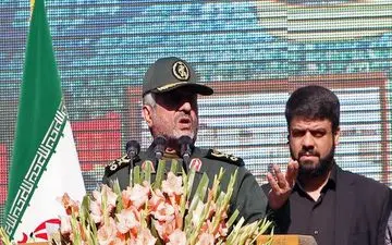 آمریکا در لانه جاسوسی باقی می ماند، انقلاب به ۴۰ سالگی نمی رسید