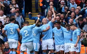 منچسترسیتی ۱۰ نفره ناتینگهام فارست را شکست داد 