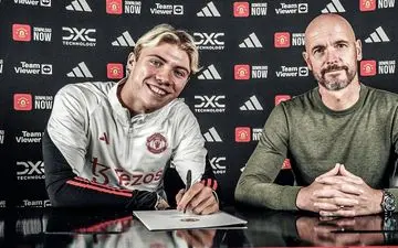 رسمی: مهاجم دانمارکی به یونایتد پیوست