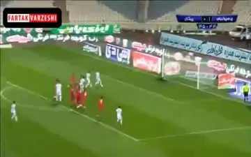 
فیلم/ گل اول و زیبای پیکان به پرسپولیس ( سعید واسعی)