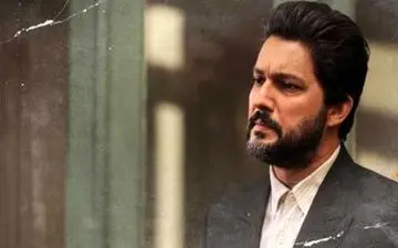 استایل گنگ حامد بهداد در منهتن همه را شوکه کرد|حامد بهداد در خوشتیپترین حالت ممکن!
|