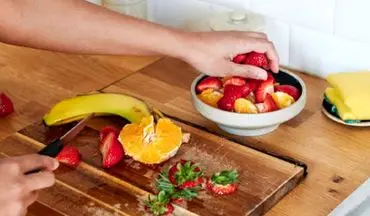 اگر با شکم خالی میوه بخوریم چه اتفاقی می افتد؟