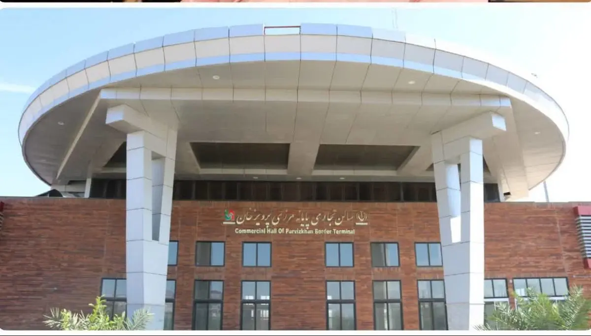 رشد ۳۲ درصدی تردد مسافران از مرز پرویزخان در نیمه نخست سالجاری