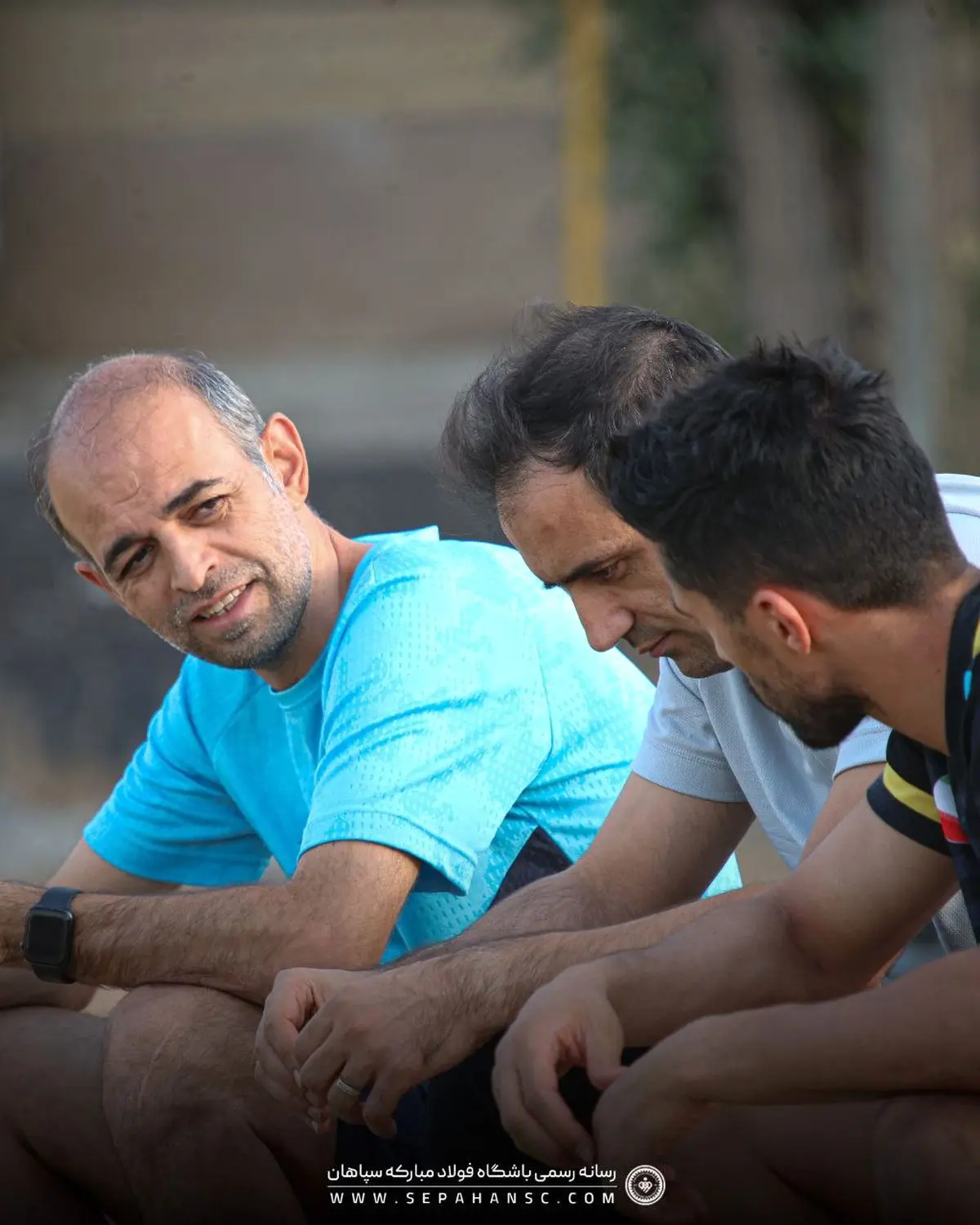 انتقاد تند محرم نویدکیا از AFC بهخاطر ماجرای ویزای سیدحسین حسینی