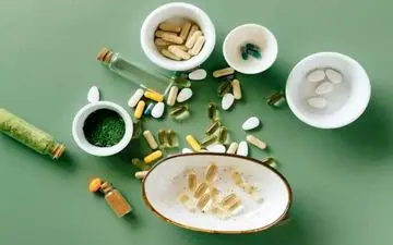 ترکیب این ویتامین‌‌ها و مکمل‌‌ها سم ساز است