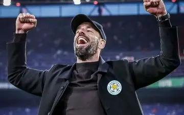 سرمربی لسترسیتی معرفی شد

