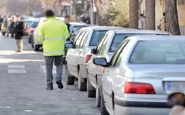 فعالیت پارکبان‌ها غیرقانونی است /خیابان فروشی در روز روشن