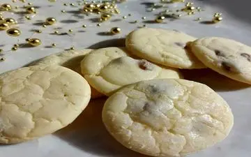 طرز تهیه شیرینی کشمشی خانگی نرم و خوشمزه با فرمول قنادی‌ها+نکات و ترفندها