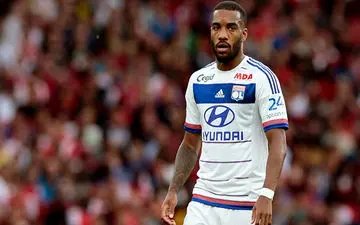 آرسنال با ۸۵ میلیون پوند به دنبال جذب لاکازت و لمار 