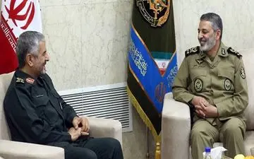 دیدار فرمانده کل سپاه پاسداران با فرمانده ارتش