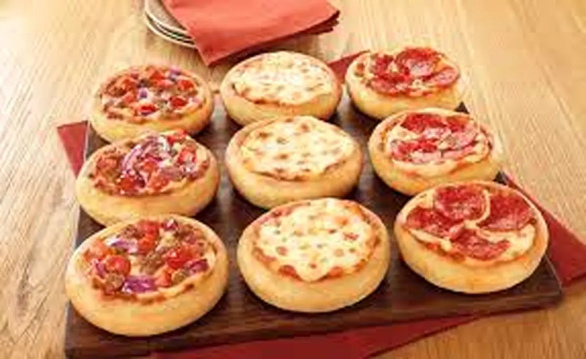 مینی پیتزای تابه‌ای؛ ساده و فوری رو این طوری درست کن!