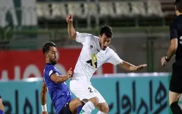 حاشیه بازی ذوب‌آهن و استقلال|اعتراض ناظر مسابقه به حراست