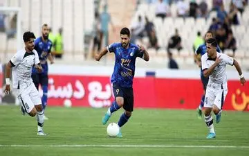 تساوی بدون گل استقلال و پیکان در پایان نیمه اول
