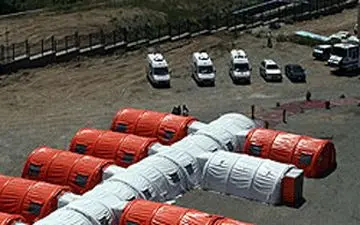 بزرگترین بیمارستان سیار در کرمانشاه + فیلم