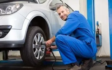 لاستیک های خودرو را چه زمانی عوض کنیم؟ | دانستنی های مهم در مورد تعویض لاستیک خودرو