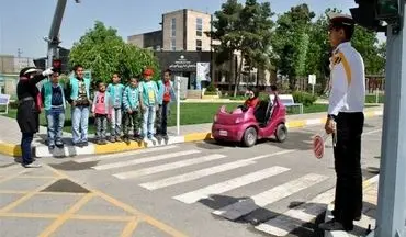 رئیس پلیس راهور کرمانشاه خبر داد: آموزش عملی فرهنگ ترافیک به کودکان در پارک ترافیک کرمانشاه