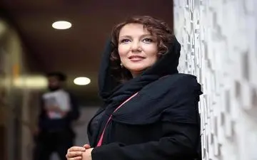 پانته آ بهرام دوباره حاشیه ساز شد | دلیل حرکات عجیب پانته آ بهرام چیست ؟ جذب فالوور یا ....