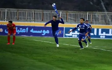  مدافع استقلال خوزستان به فولاد پیوست + عکس 