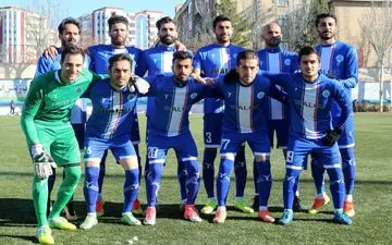 شانسی که سرمربی استقلالی را به لیگ بر می‌گرداند 