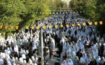 
نماز عید سعید فطر اقامه شد