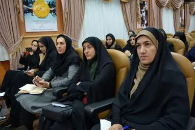 نشست رسانه‌ای مدیرکل ورزش و جوانان استان کرمانشاه با رسانه‌ها