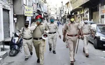 الجزیره: گسترش کرونا در هند به اسلام هراسی دامن زد
