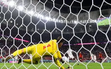 یک قانون عجیب و ناراحتی چند ستاره تیم ملی