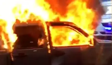 حمله مرد ملبورنی به پلیس پس از آتش‌زدن ماشین خود +فیلم 