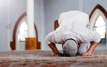 آثار پزشکی که نماز بر روح و جسم انسان دارد