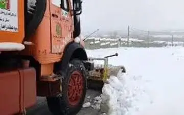 آمادگی ۵۳ اکیپ راهداری برای انجام عملیات راهداری زمستانی


